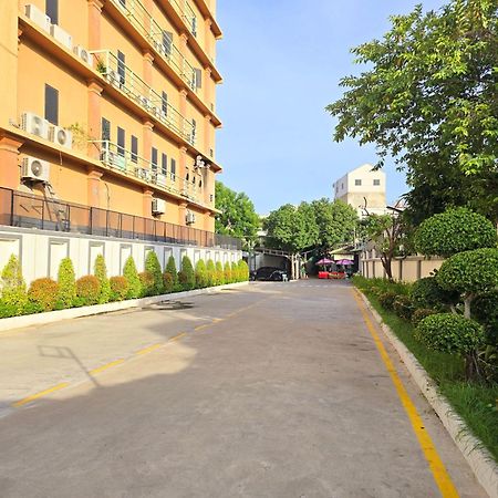 Joli Hotel Phnom Penh Exterior foto